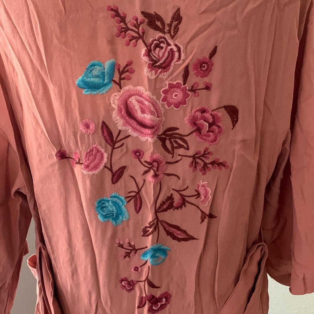 Boho Kimono with Floral Embroidery Xhilaration size XS